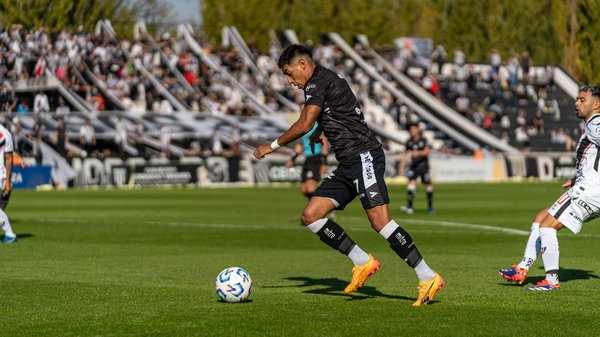 Revolutionizing uk retail: the impact of augmented reality on shopping experiences